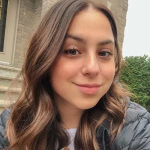 Meet your Posher, Angela